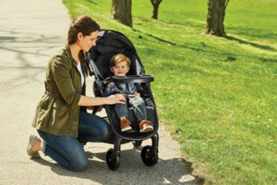 graco fastaction se travel system