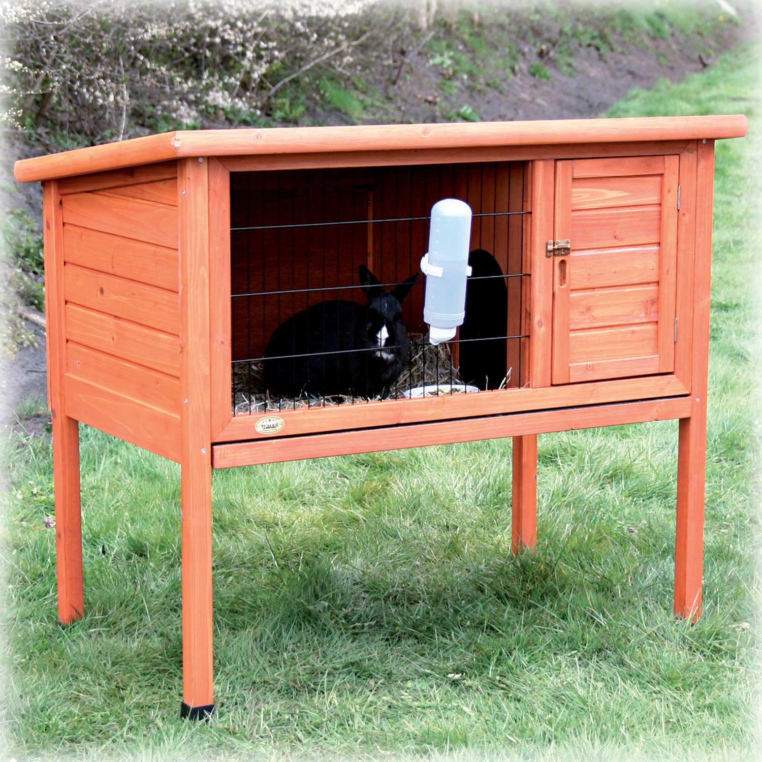 Trixie Natura One Story Rabbit Hutch | Petco