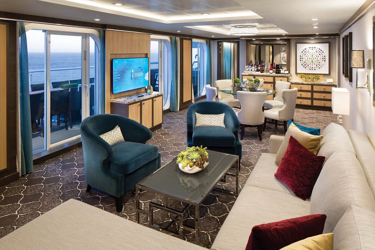 Oasis Class, Symphony Of The Seas, Villa Suite Living Room.