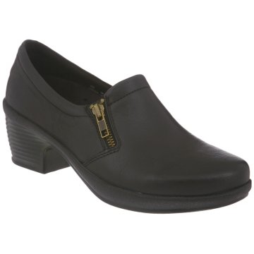 comfortable clogs for walking