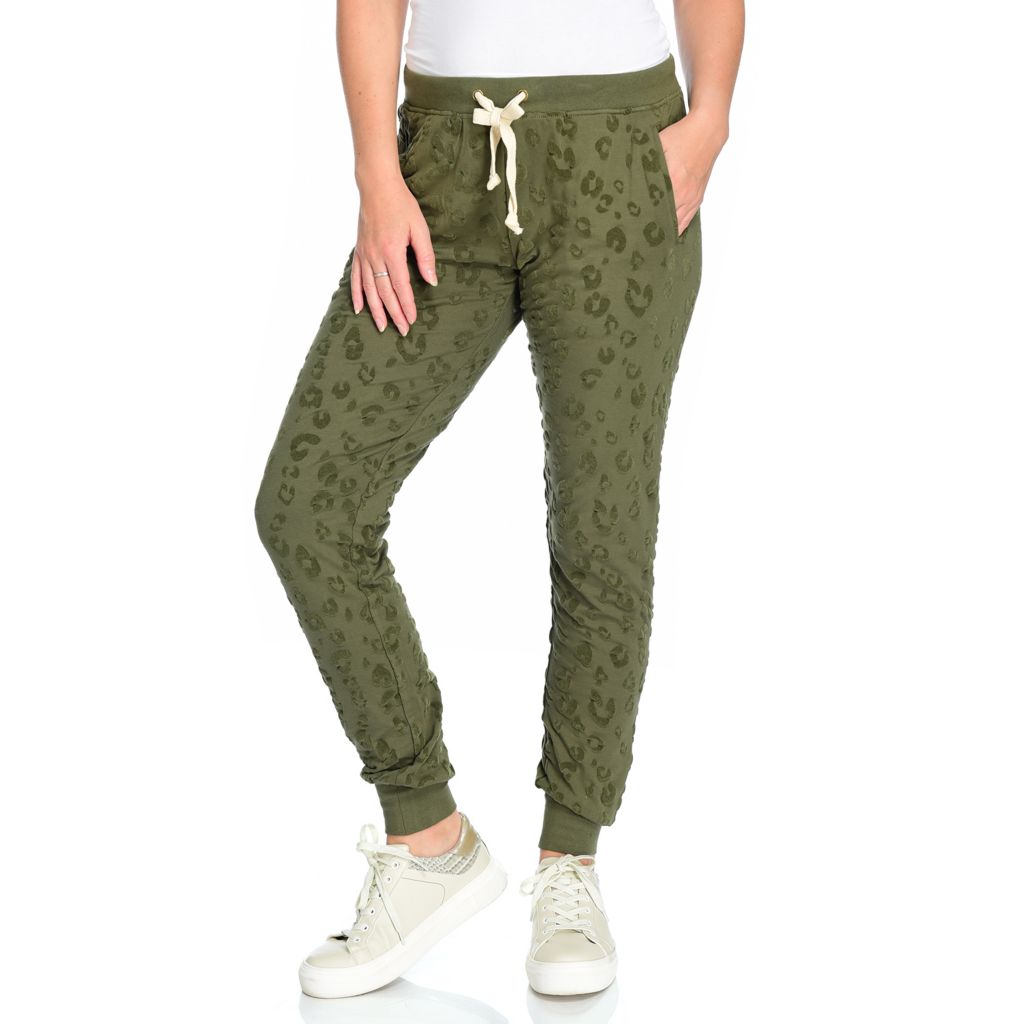 joggers with elastic waist