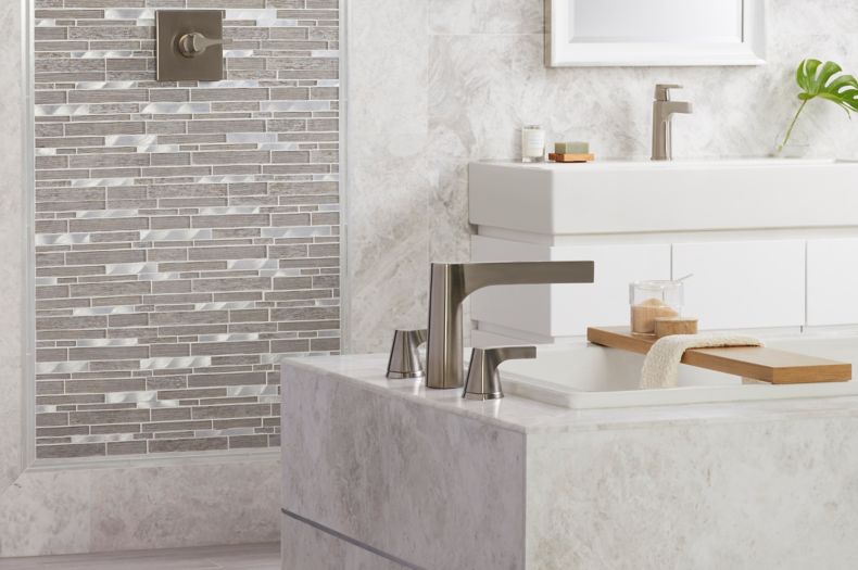 White and grey marble bathroom.