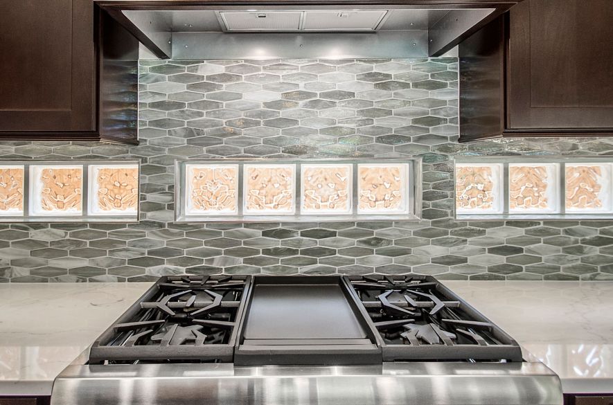 kitchen backsplash tiles. 