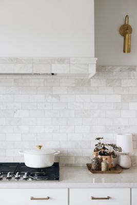 Meram Blanc Carrara Polished Marble Subway Tile - 3 x 6 in. - The Tile Shop