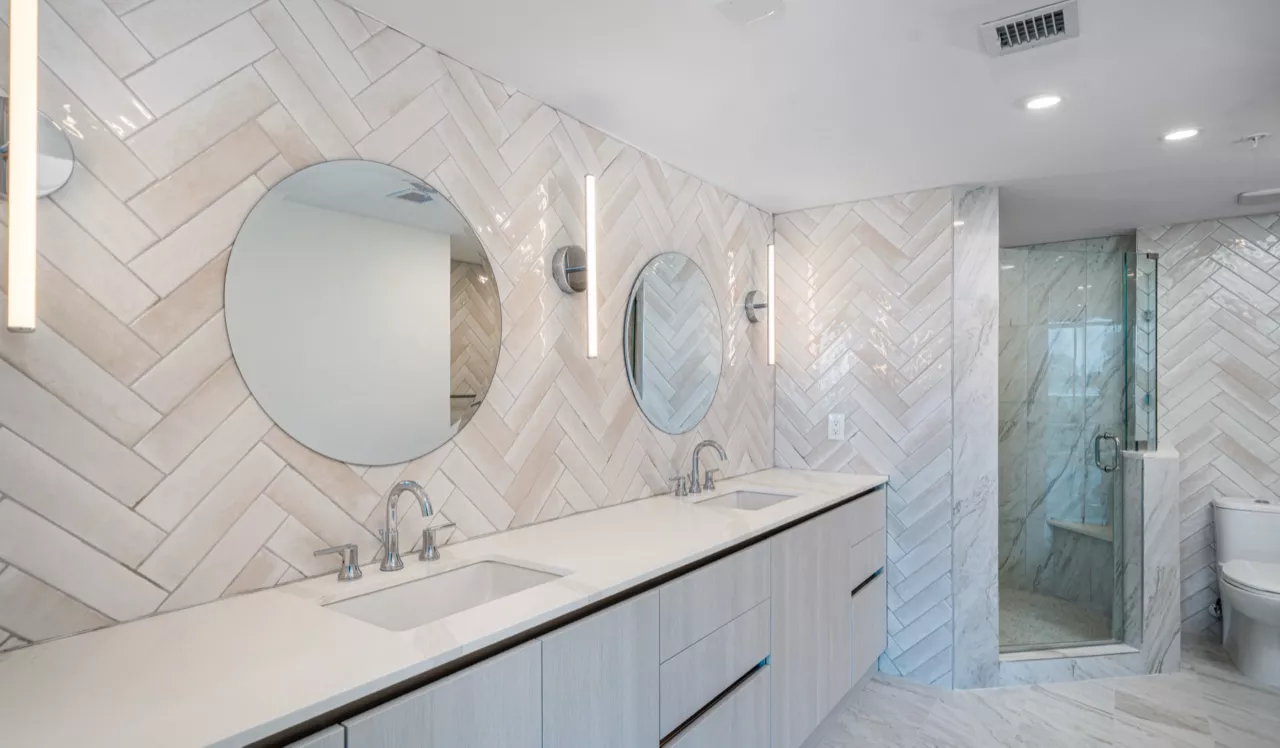 Flamingo Point Center - Miami, FL - bathroom