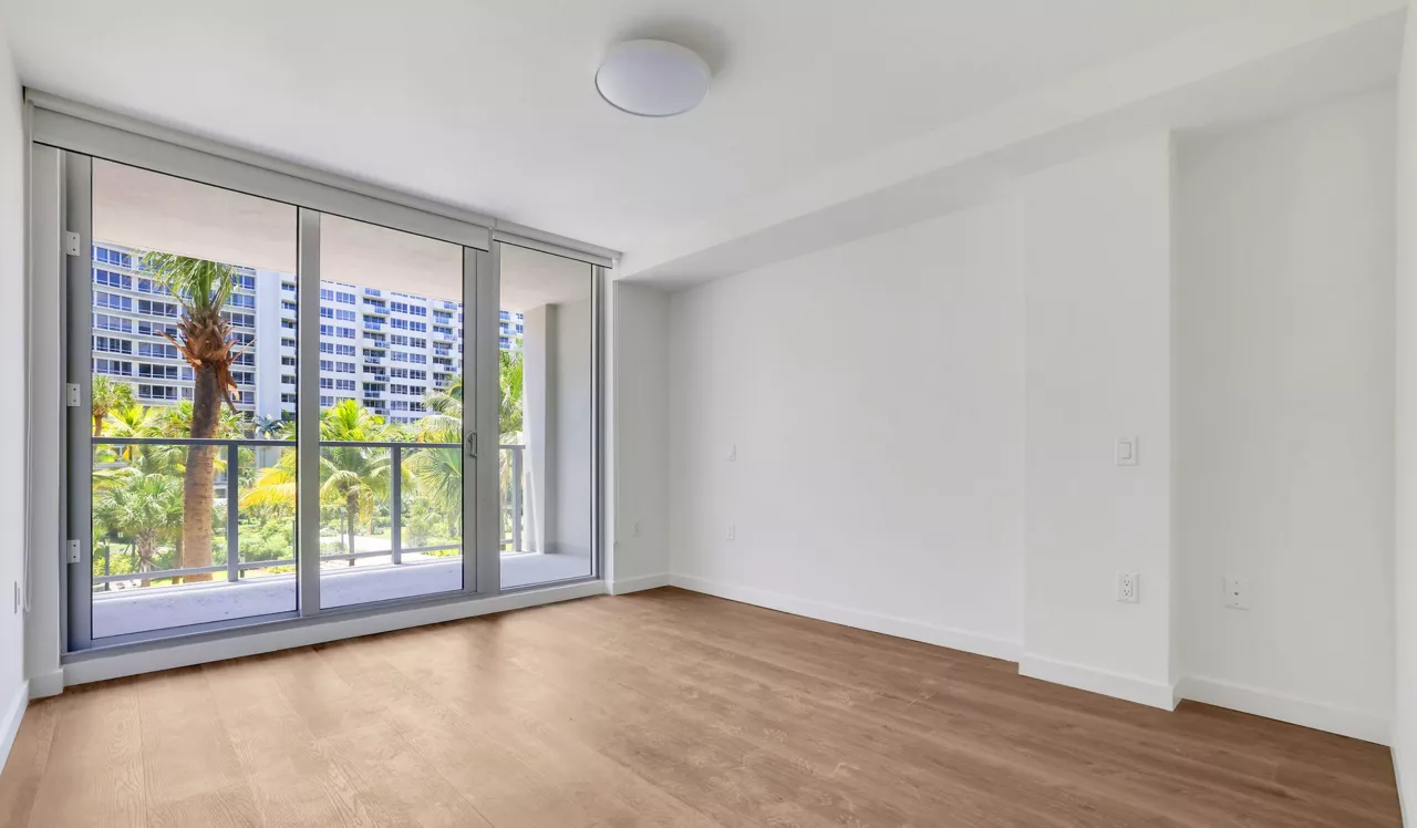 Flamingo Point - Miami, FL - Living Room