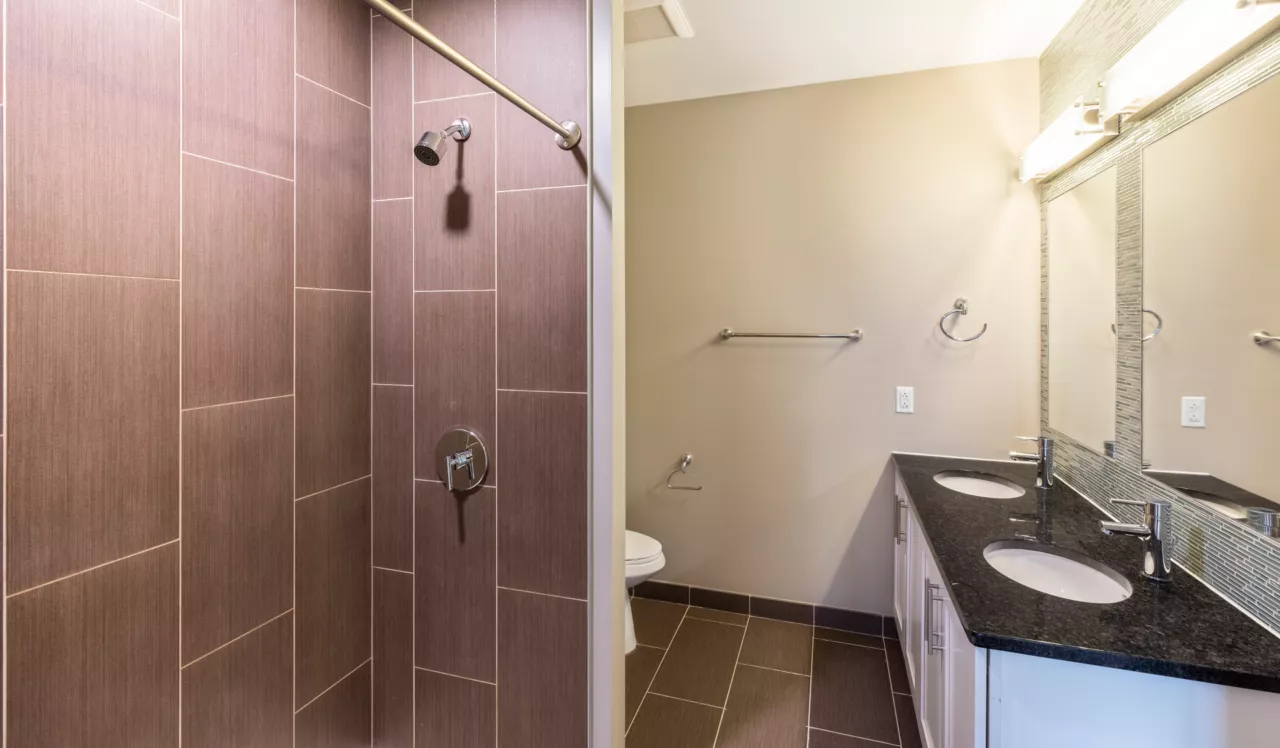 Axiom - Cambridge, MA - Bath