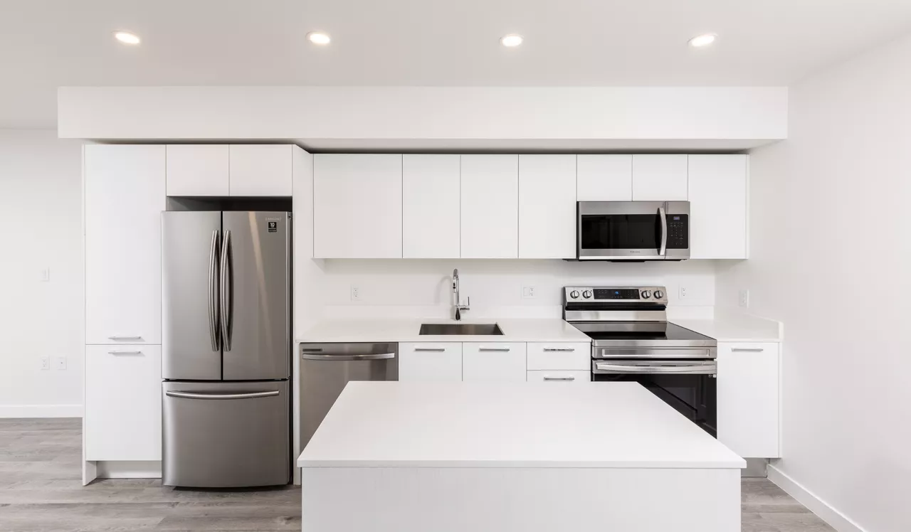 Flamingo Point - Miami, FL - The Horizon Interior Kitchen