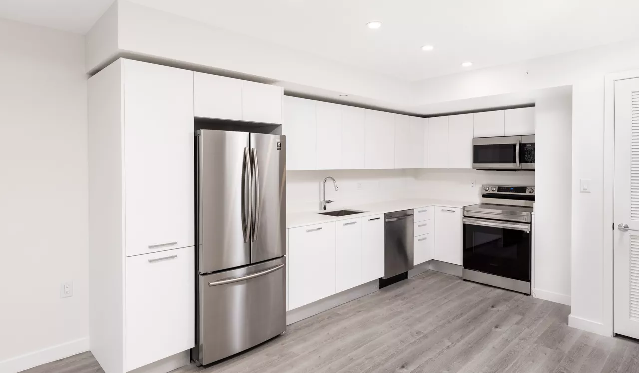 Flamingo Point - Miami, FL - The Horizon Interior Kitchen