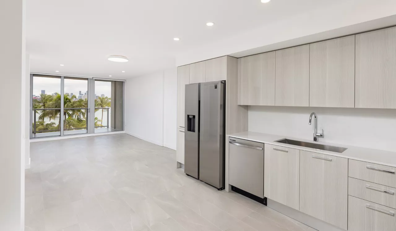 Flamingo Point - Miami, FL - Sunset Villas 2C Kitchen