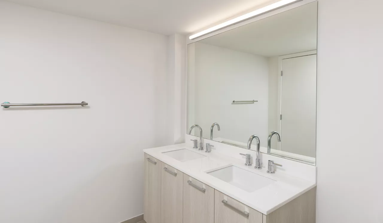 Flamingo Point - Miami, FL - Bathroom