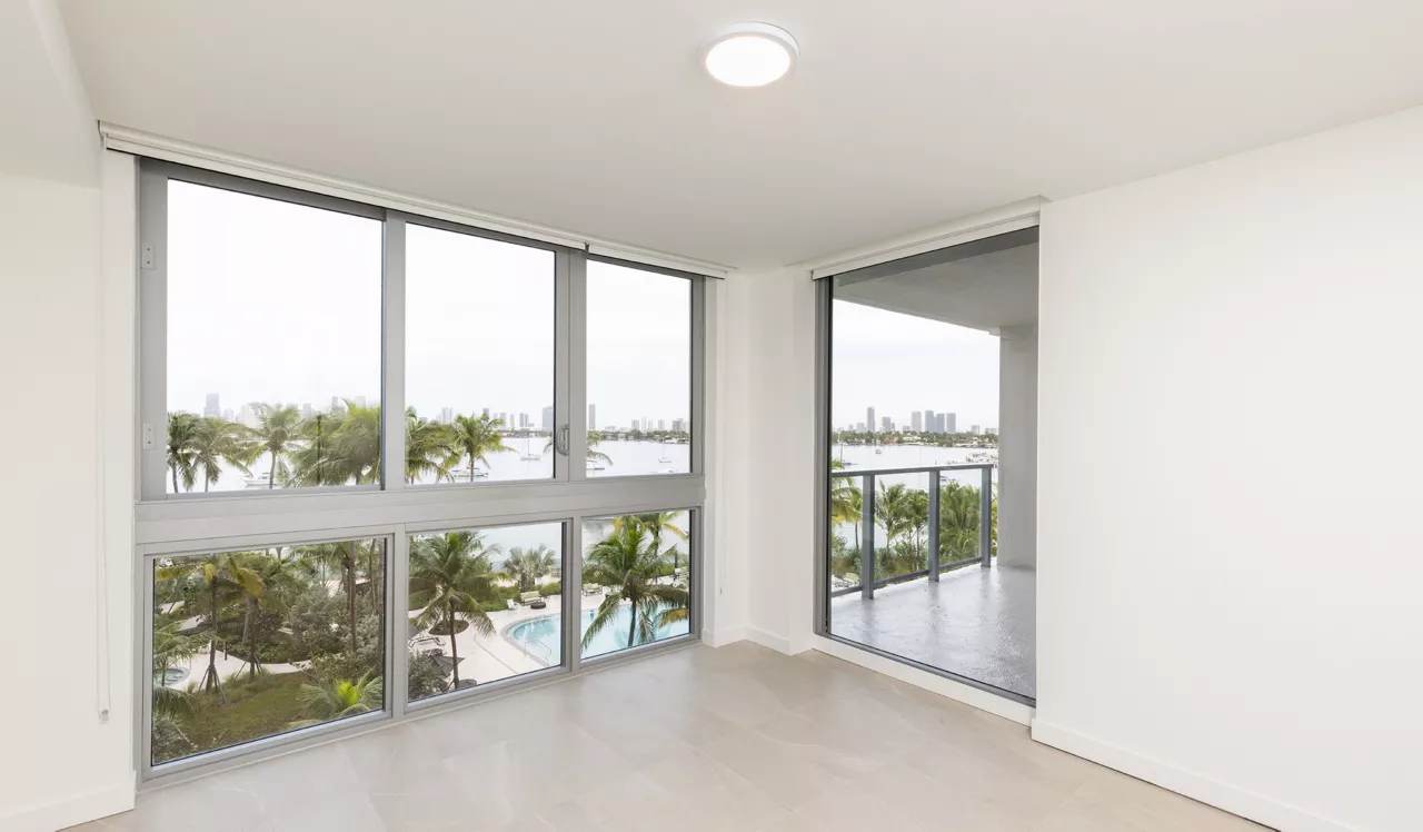 Flamingo Point - Miami, FL - Bedroom