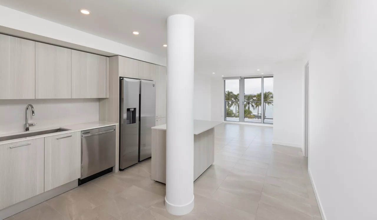 Flamingo Point - Miami, FL - Sunset Villas 2L Kitchen
