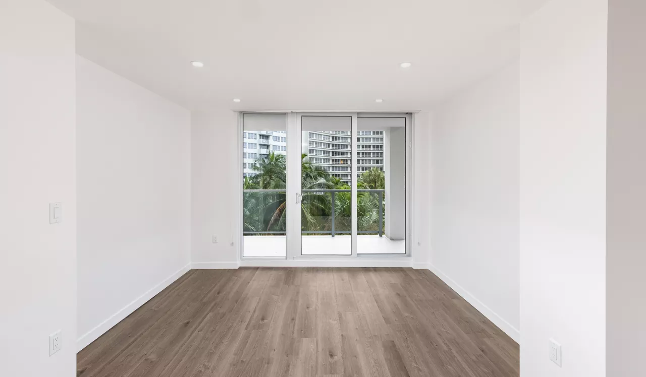Flamingo Point - Miami, FL - Living Room