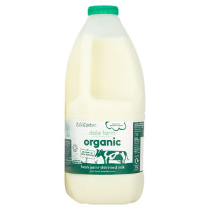Dale Farm Fresh Semi-Skimmed Milk 3.52 Pints 2L