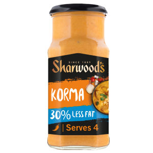Sharwood's Korma 30% Less Fat Indian Curry Sauce 420g