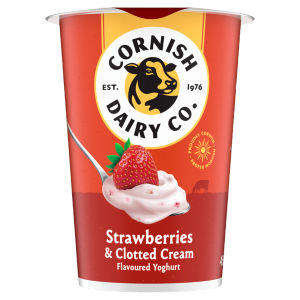Strawberries & Clotted Cream Flavoured Yoghurt 450g