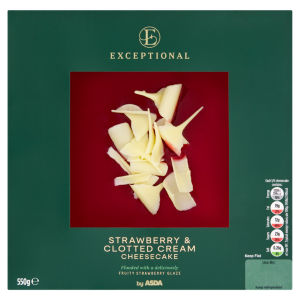 Strawberry & Clotted Cream Cheesecake 550g