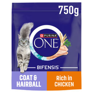 Coat and Hairball Chicken Dry Cat Food 750g