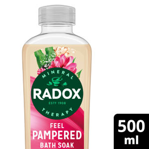Radox Feel Pampered Bath Soak Bubble Bath 500ml