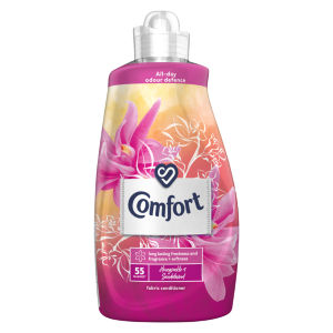 Comfort Honeysuckle & Sandalwood Fabric Conditioner 48 Washes