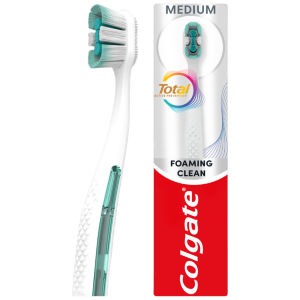 Total Foaming Clean Medium Manual Toothbrush