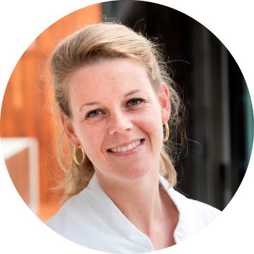 Dr. Caroline den Hoed