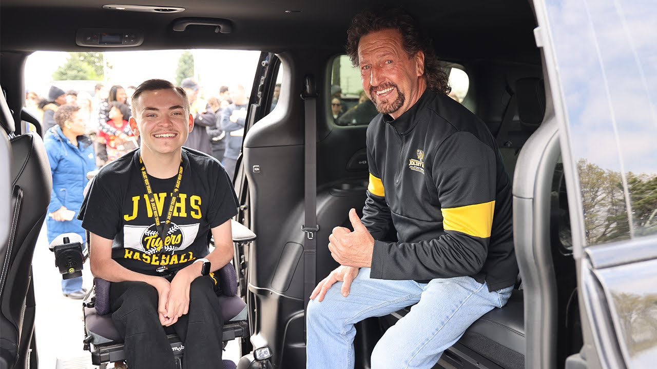 Lawson Sizemore’s Limited-Edition BraunAbility Wheelchair Van