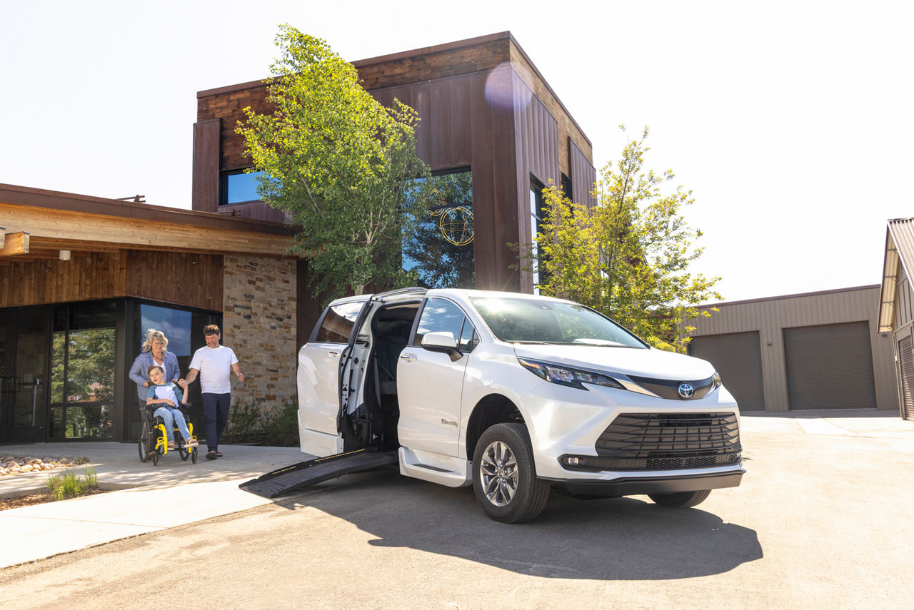 BraunAbility Toyota Sienna Wheelchair Accessible Van