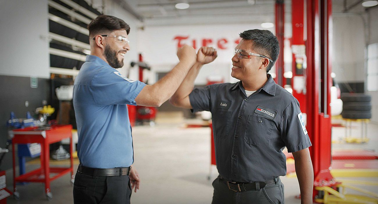 image of automotive technicians