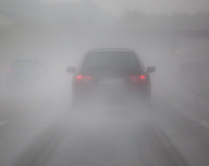 10 Safe Driving Tips When Fog Rolls In