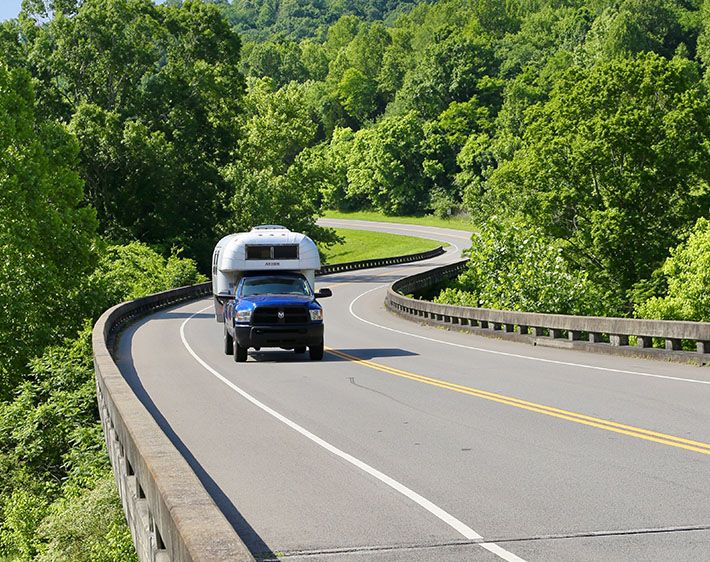 Natchez Trace Parkway: Nonstop Nature, History & Adventure