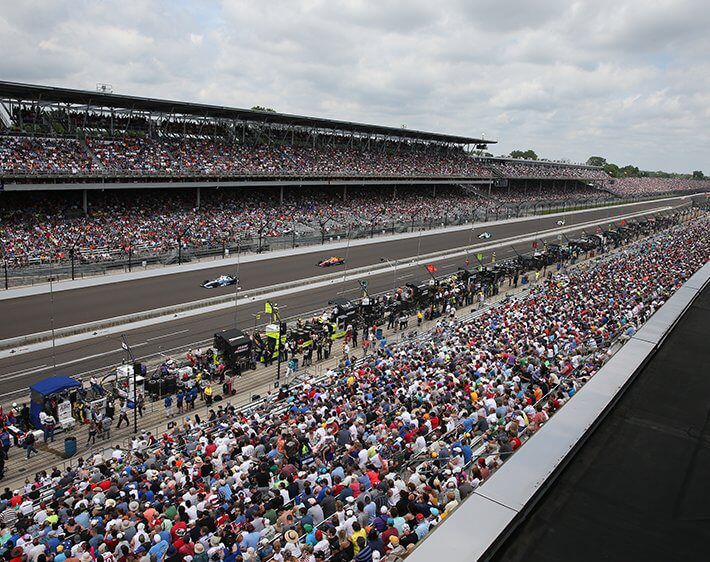 Indianapolis 500 Speedway filled with people