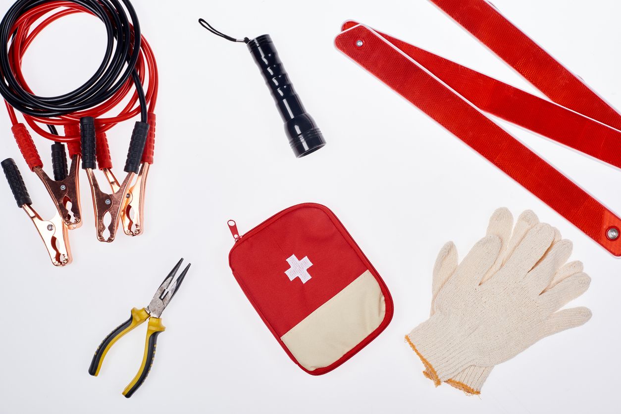 13 Items You Need in a Winter Emergency Vehicle Kit