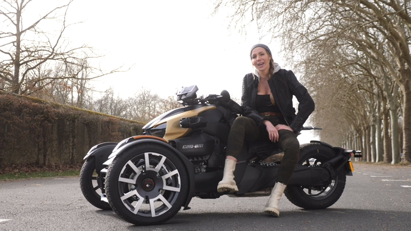 Charlee Moss sur un Can-Am Ryker Edition Rallye