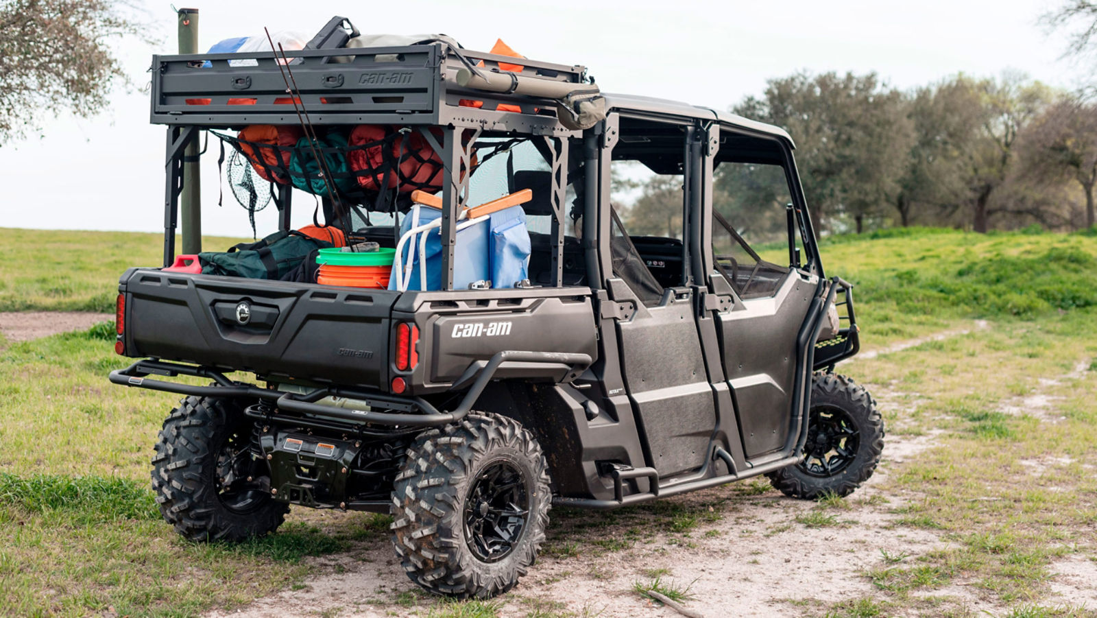 Can-Am Traxter med stort lastutrymme 