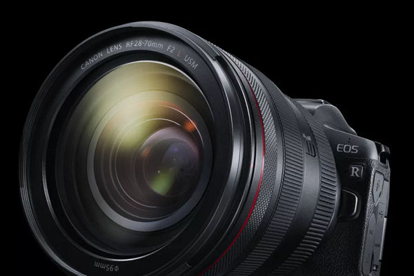 Gros plan avant du RF28-70mm F2 L USM