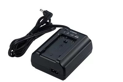 CA-935 Adaptateur secteur compact
