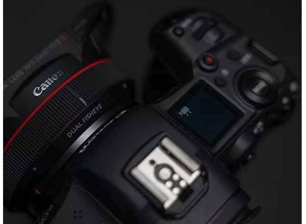  RF5.2mm F2.8 L double objectif fisheye ; ouverture