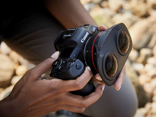 RF5.2mm F2.8 L double objectif fisheye ; Compact