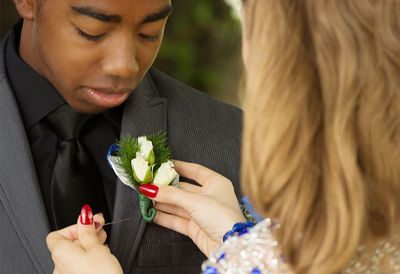 It's Prom Time! Tips for Taking the Best Pictures