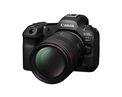 RF85mm F1.4 L Lens - with EOS R5 Mark II