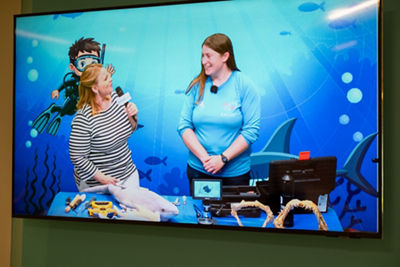 Emily Yeager, a PhD candidate at the Rosenstiel School and SRC team member ready to start her demonstration