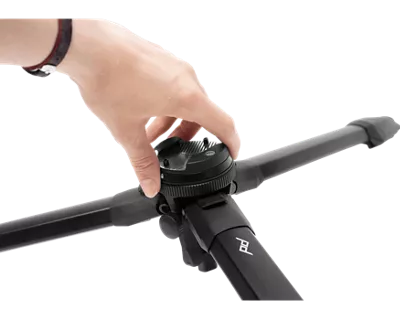 4825V541-travel-tripod-aluminum-6