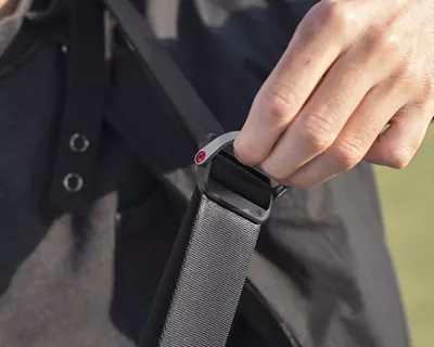 4825V544-slide-black-5-1
