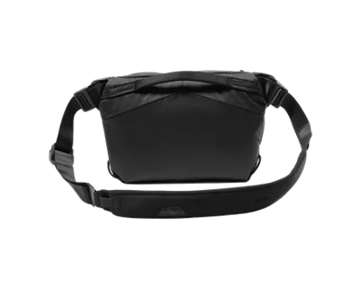 4825V552-everyday-sling-3l-bk-8