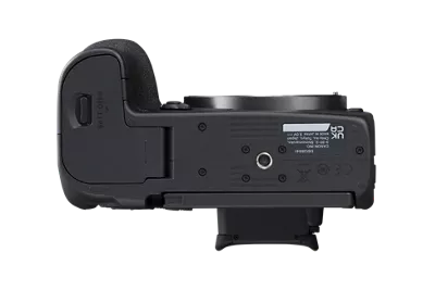 5137C002_eos-r7-body_4