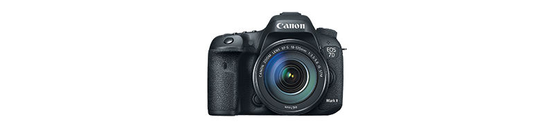 Canon EOS 7D Mark II　#9398 Amazon.com : Canon EOS 7D Mark II DSLR Camera with 18-135mm