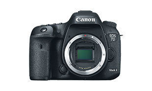 Canon EOS 7D MarkII+ Canon EF28-80㎜セット Amazon.com : Canon EOS 7D Mark II Digital SLR Camera with 18