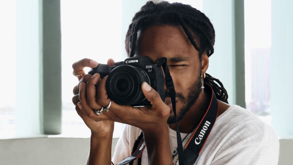 Presentación de la EOS R10 de Canon